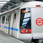 इंदौर में पहली बार दौड़ी मेट्रो, महिलाओं ने थामा तिरंगा, वीरांगनाओं के नाम पर रखे गए स्टेशन