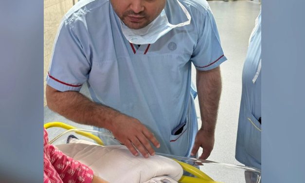 तेजस्वी यादव बने दोबारा पिता, भाई तेज प्रताप ने तोड़ी चुप्पी, बोले – “बड़े पापा बनने का सौभाग्य मिला”